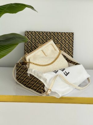 کیف زنانه فندی (506)