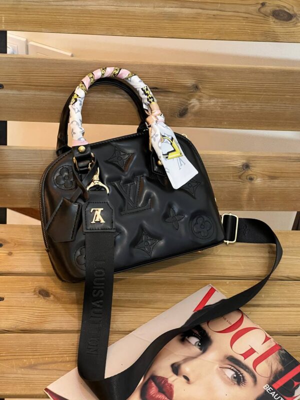 کیف زنانه لویی ویتون (۶۶۰)