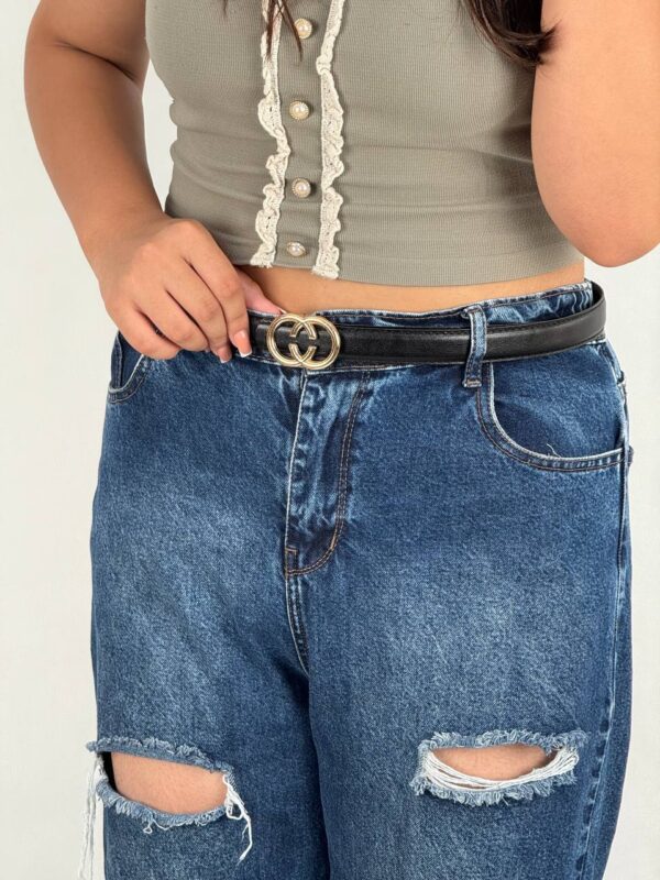 کمربند(۴۰۰۱)