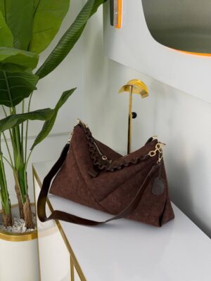 کیف بزرگ جیر لویی ویتون(۷۶۱)