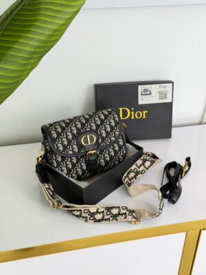 کیف وارداتی زنانه دیور بند نواری