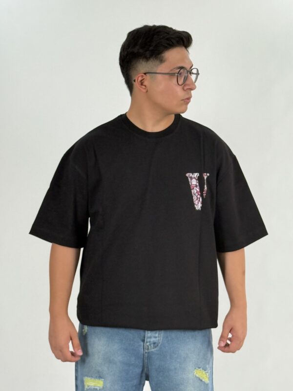 تیشرت مشکی v