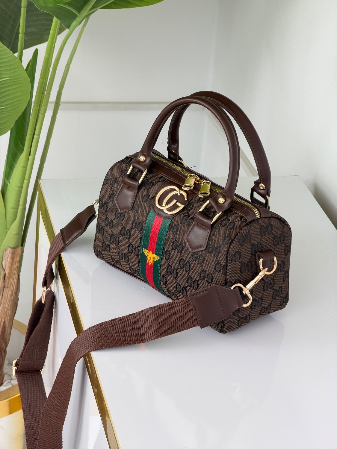 کیف صندوقی گوچی 812